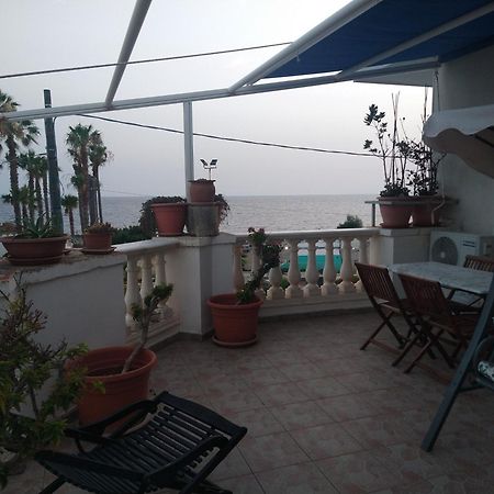 Belvedere4Colonne B&B Rooms & Suites Santa Maria al Bagno Exterior foto